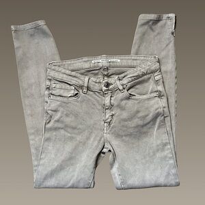 ZARA Gray Corduroy Skinny’s W/ Zipper Ankles Sz 2